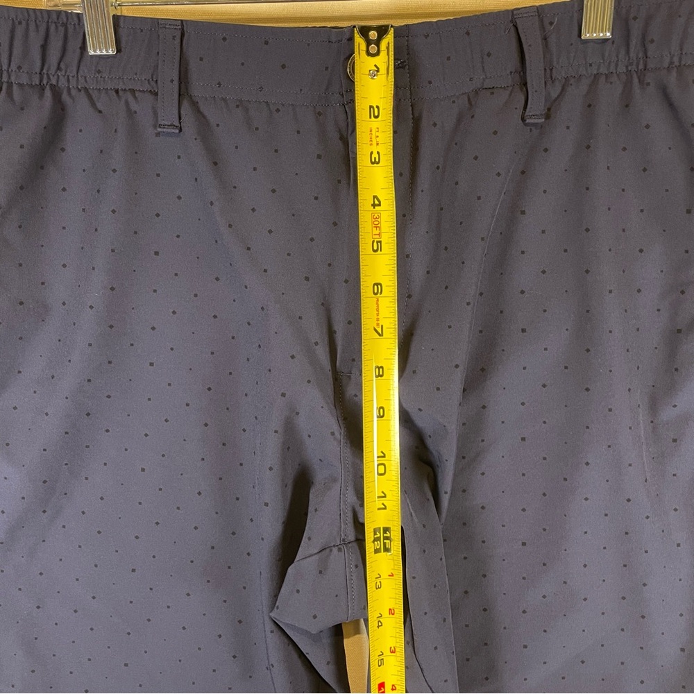 Under Armour Golf Shorts Mens 38 Blue Stretch Dot Pattern Performance - Picture 11 of 11